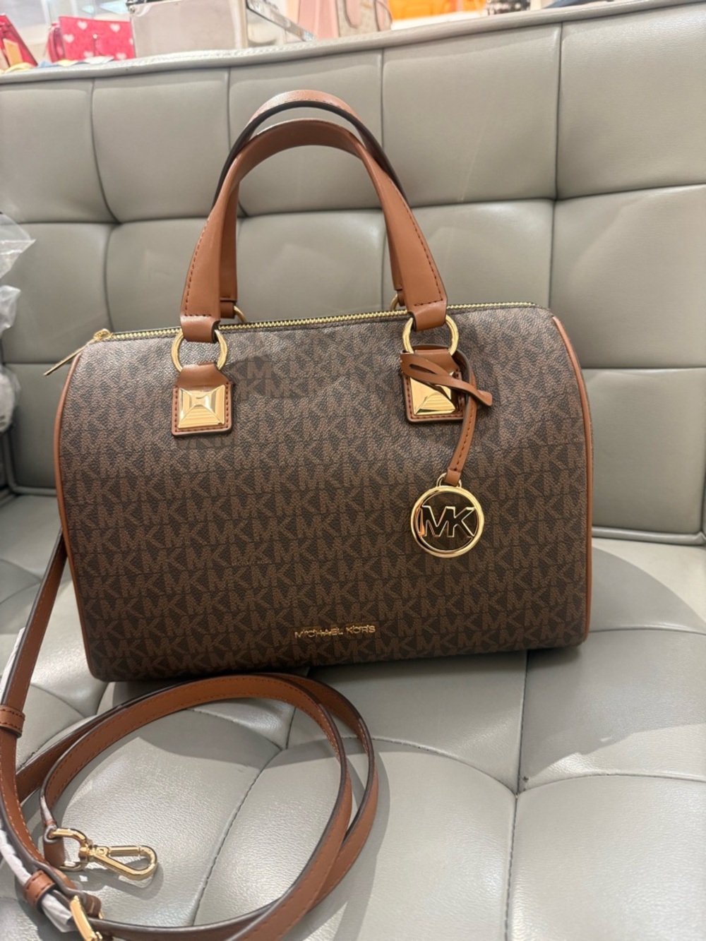 MICHAEL KORS Grayson Medium Signature Logo Duffel Bag brown